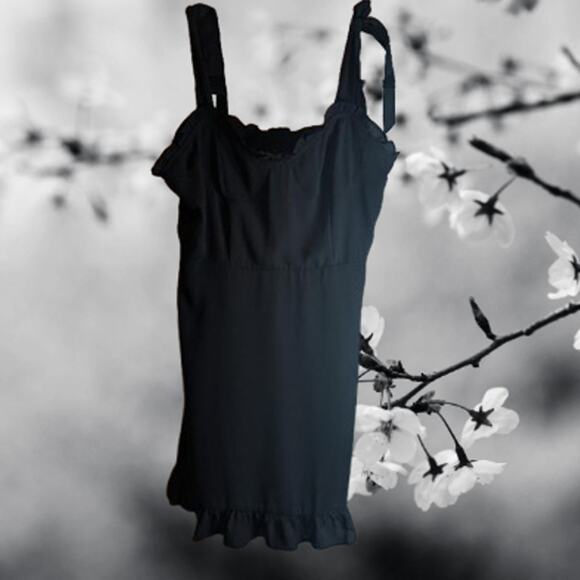 Forever 21 medium lined black tie straps polyester woman's cocktail dress. - Picture 1 of 1